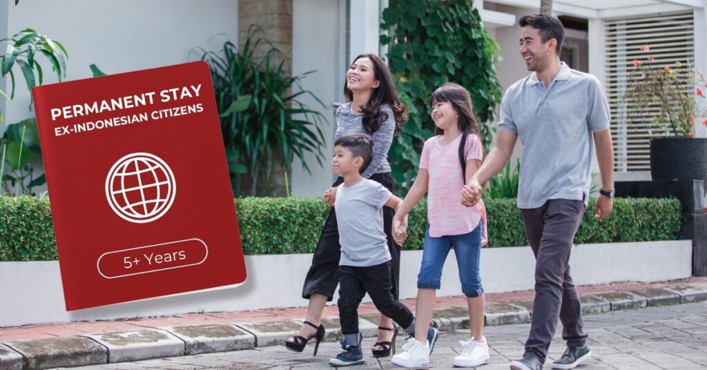 Family walking outdoors beside a permanent stay graphic for ex-indonesian citizens, illustrating the gci pathway for indonesia-linked families.