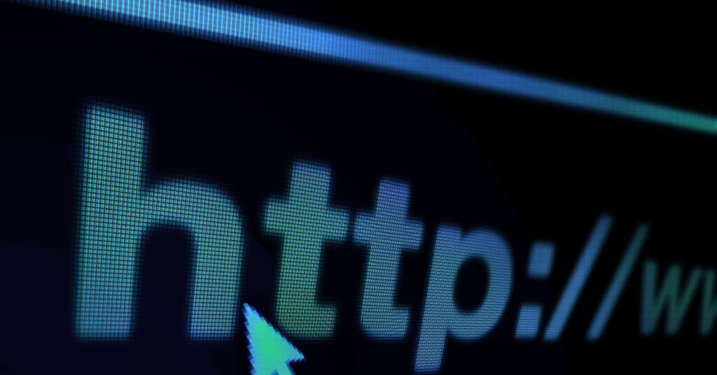 Browser address bar close-up, warning about fake sites for Indonesia e-VOA applications.