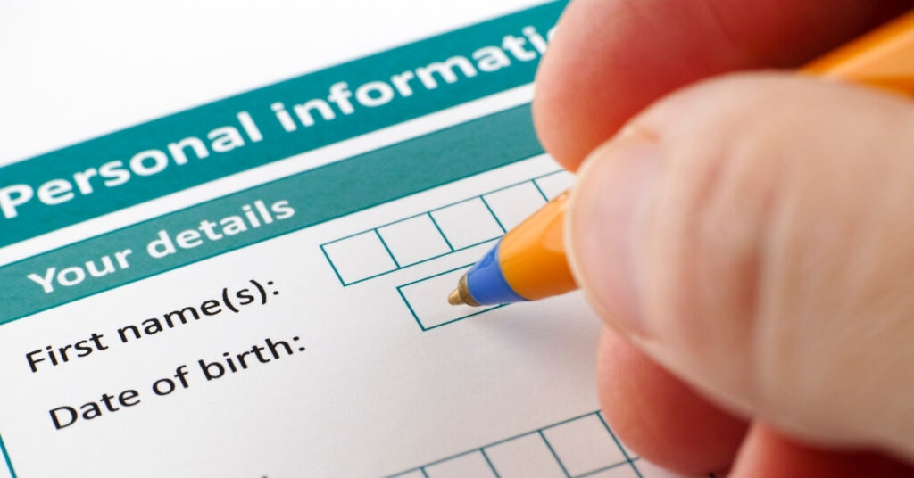 Incorrect personal details being written on a form for Indonesia visa on arrival.